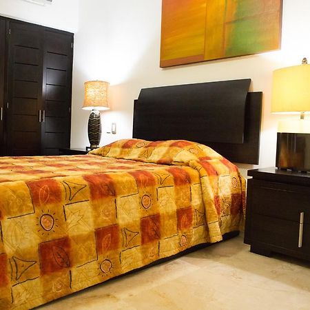 Ocean Front Corto Maltes 104 In Downtown Apartment Playa del Carmen Exterior photo