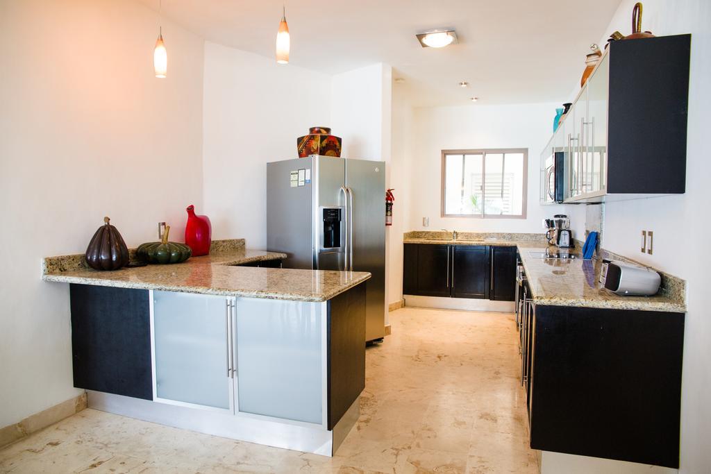 Ocean Front Corto Maltes 104 In Downtown Apartment Playa del Carmen Exterior photo