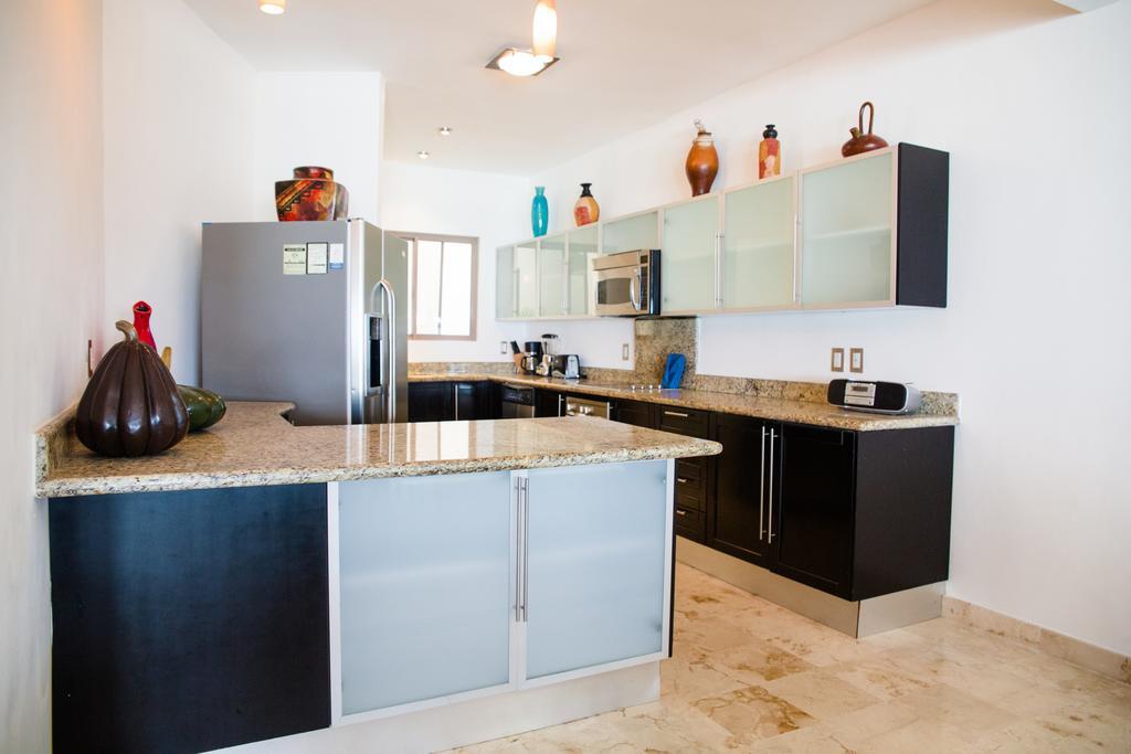 Ocean Front Corto Maltes 104 In Downtown Apartment Playa del Carmen Exterior photo